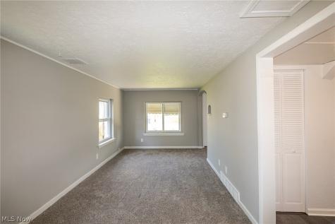 1926 Nichols Avenue Lorain OH 44053