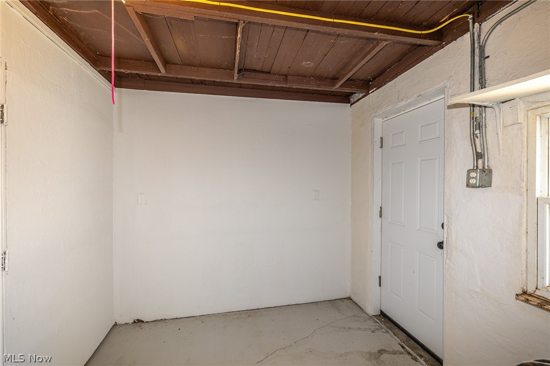 1926 Nichols Avenue Lorain OH 44053