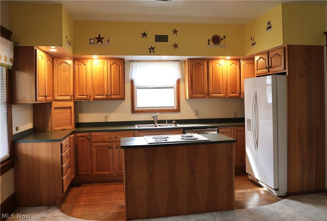 662 S Monroe Street Millersburg OH 44654