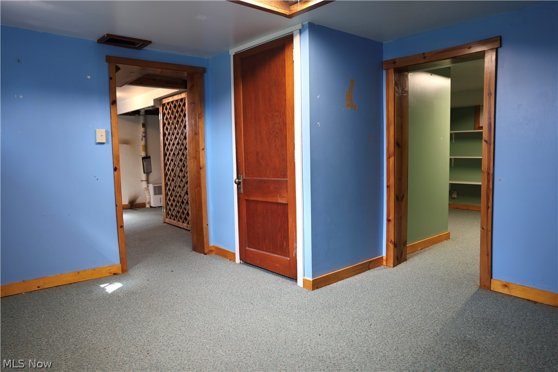 662 S Monroe Street Millersburg OH 44654