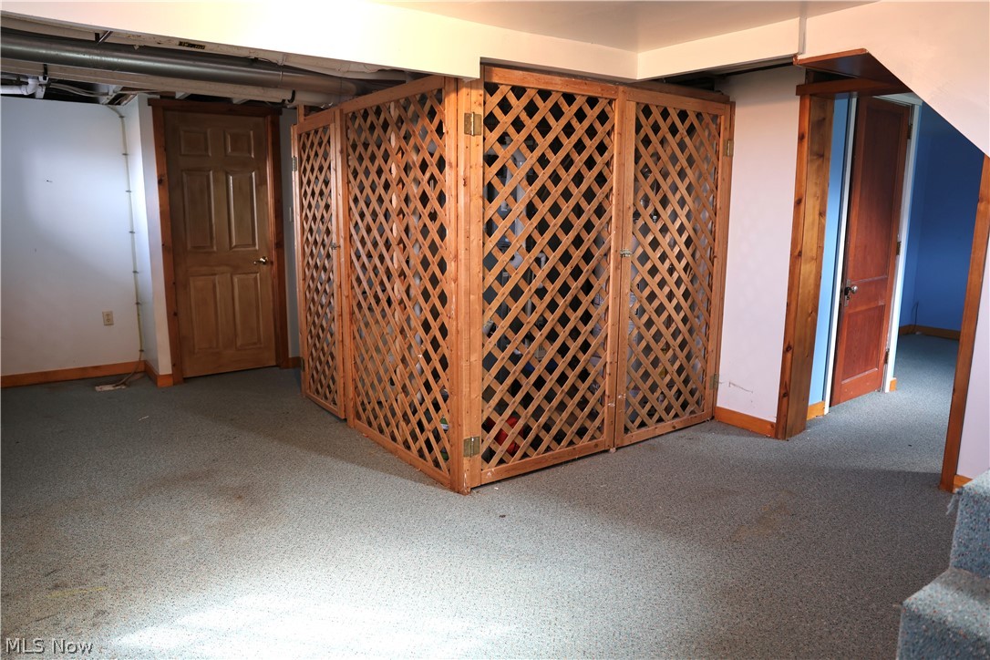 662 S Monroe Street Millersburg OH 44654