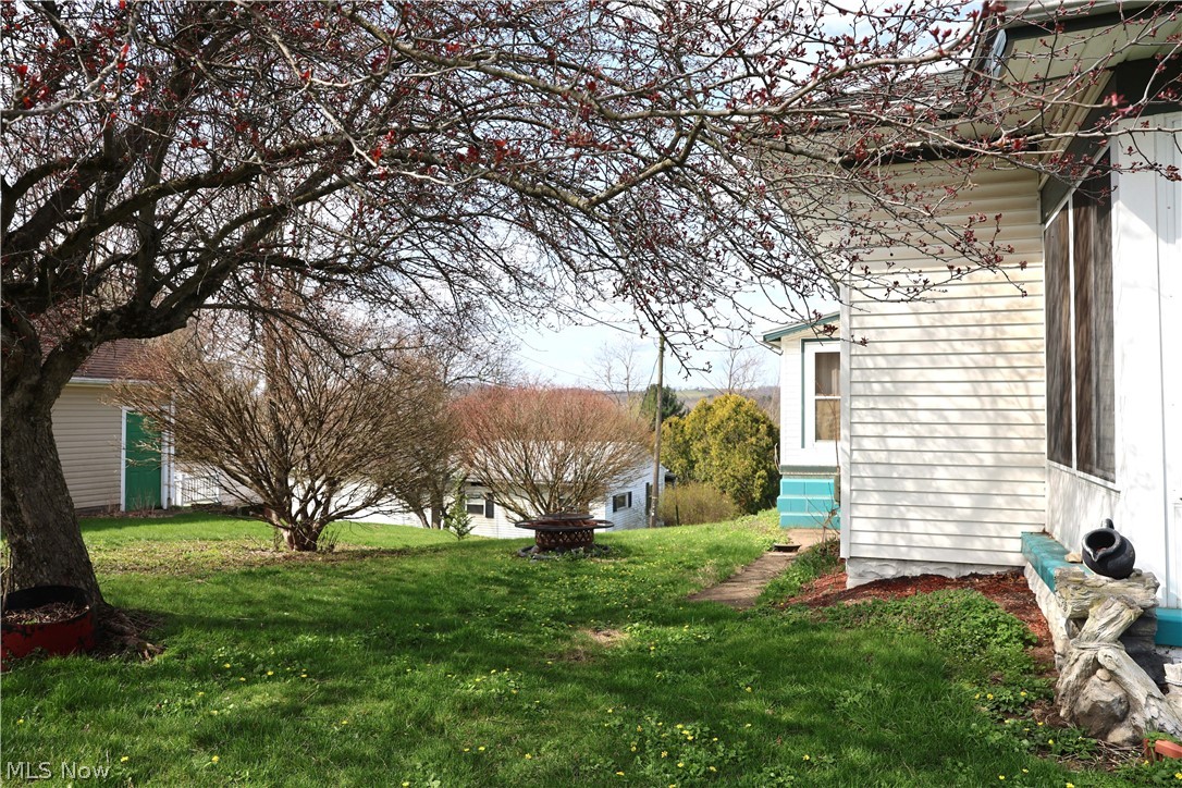 662 S Monroe Street Millersburg OH 44654