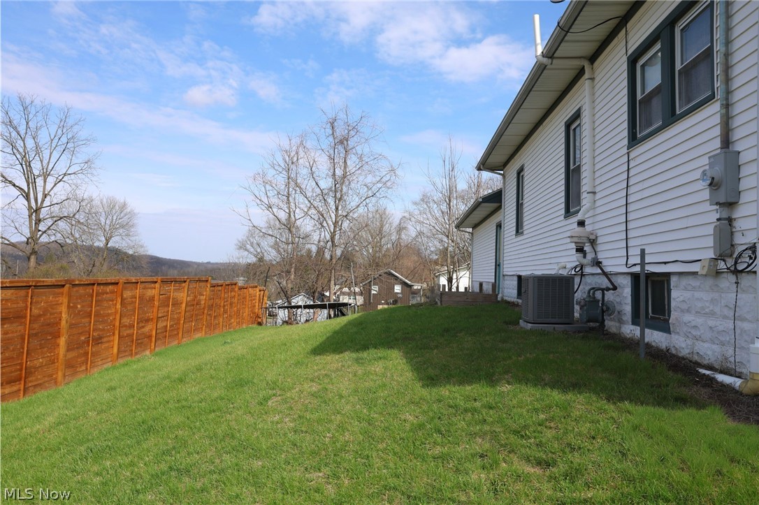 662 S Monroe Street Millersburg OH 44654