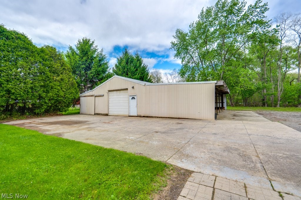 15005 Water Street NW North Lawrence OH 44666