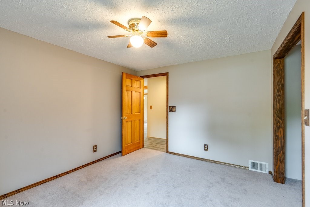 15005 Water Street NW North Lawrence OH 44666
