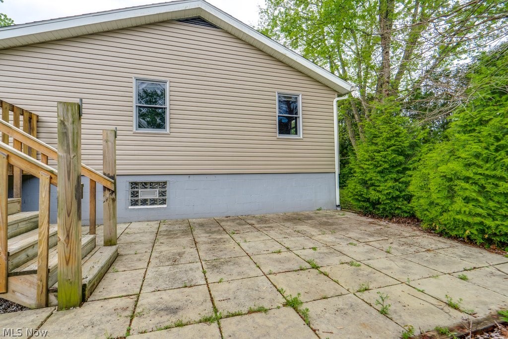 15005 Water Street NW North Lawrence OH 44666