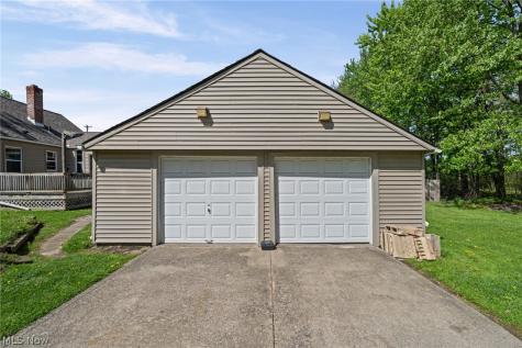 602 Cedarbrook Drive Painesville OH 44077