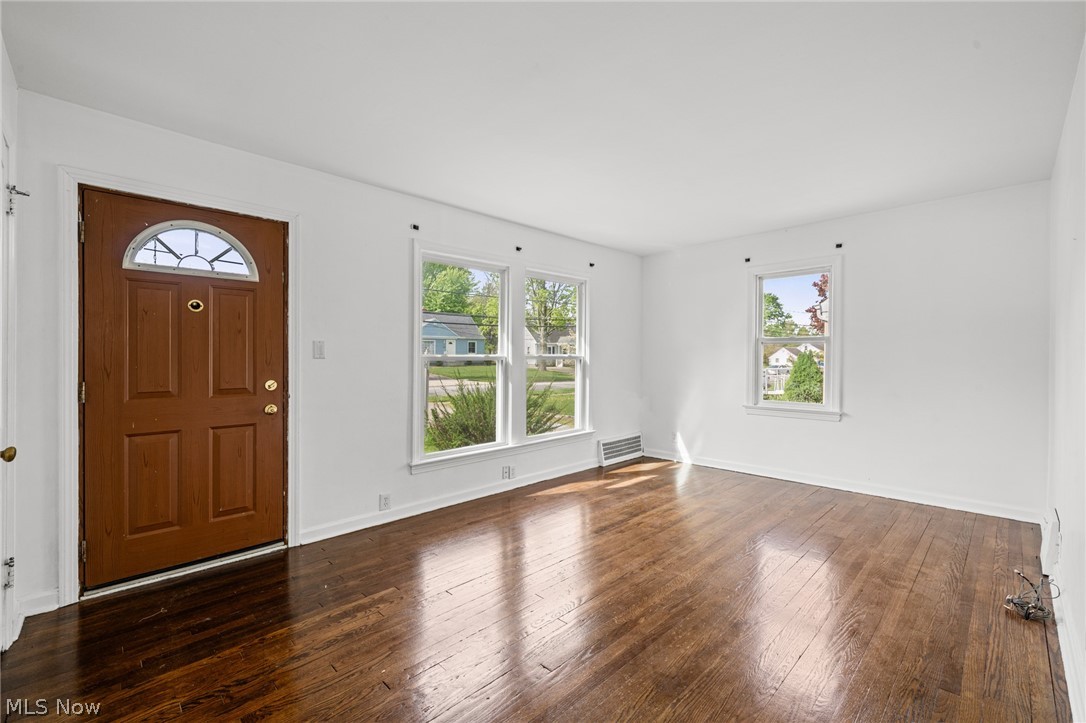 602 Cedarbrook Drive Painesville OH 44077