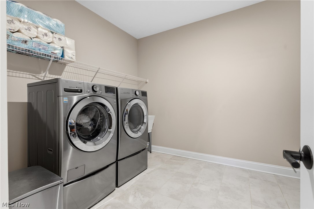 445 Crystal Lake Drive N Chagrin Falls OH 44022