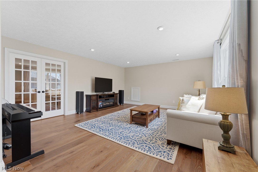 445 Crystal Lake Drive N Chagrin Falls OH 44022