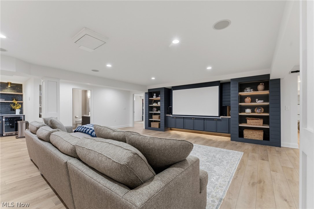 445 Crystal Lake Drive N Chagrin Falls OH 44022