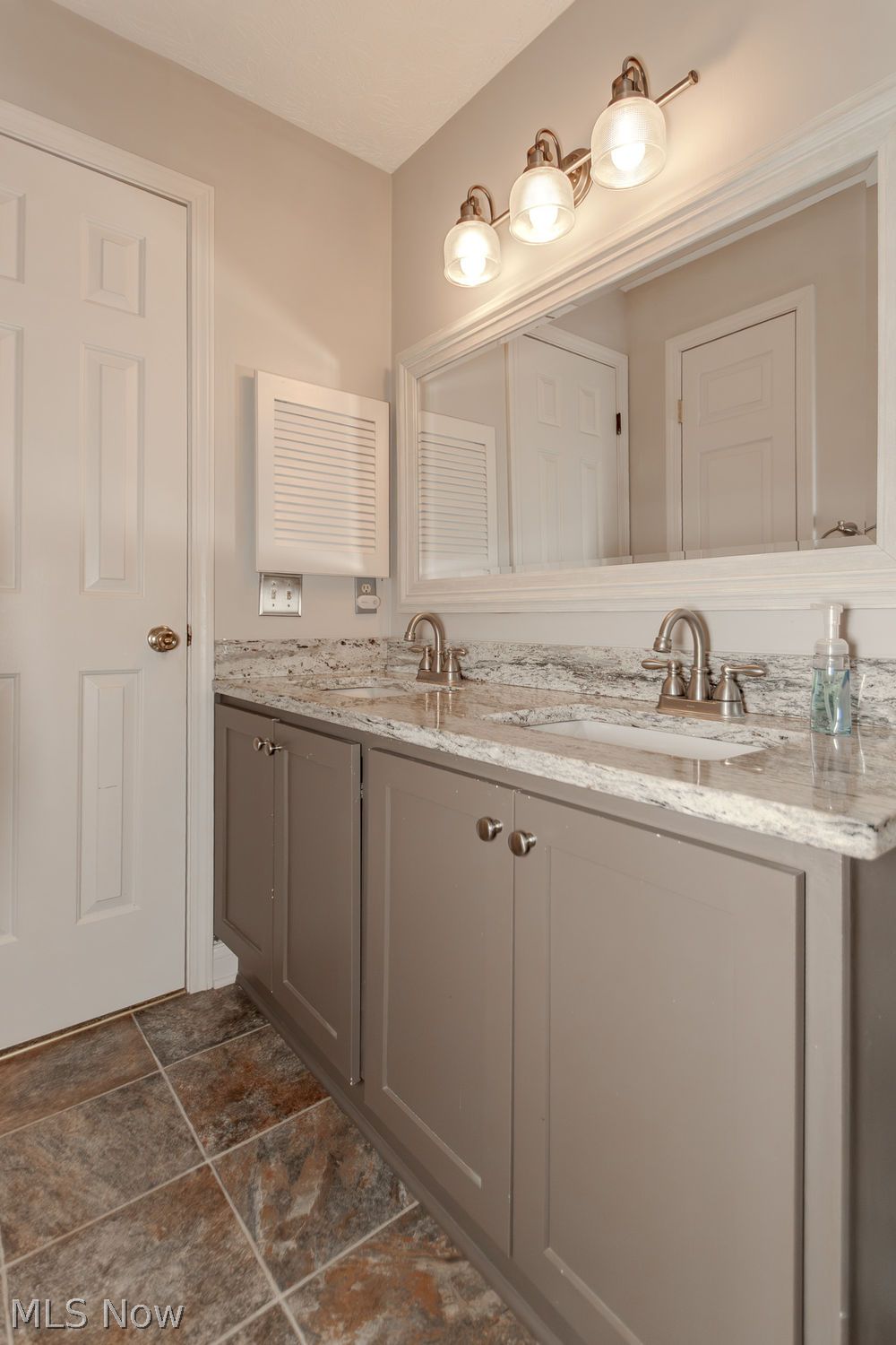 9316 Buena Vista Drive Mentor OH 44060