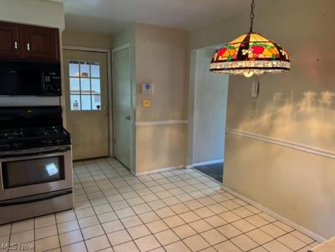 463 Colonial Drive Youngstown OH 44505