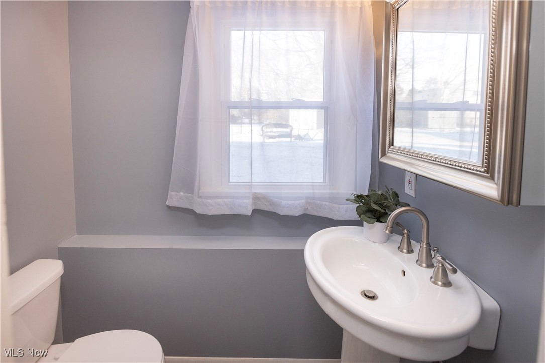 306 Walmar Road Bay Village OH 44140