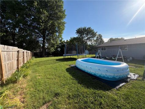 362 Brace Avenue Elyria OH 44035
