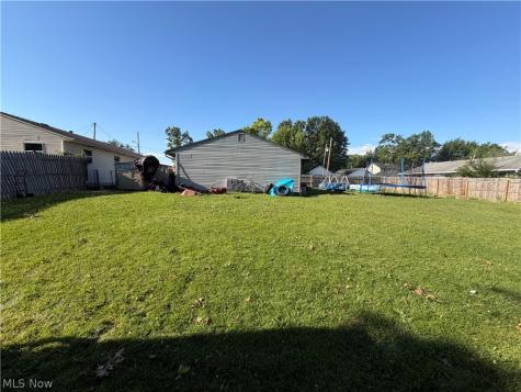 362 Brace Avenue Elyria OH 44035