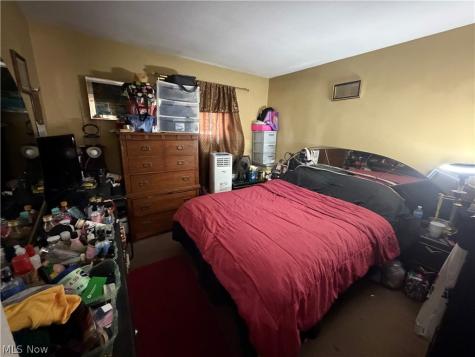 362 Brace Avenue Elyria OH 44035