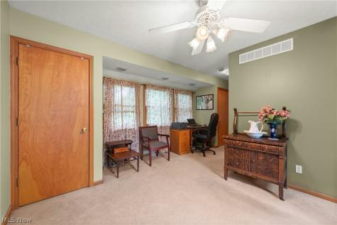 457 Dover Center Road Bay Village OH 44140
