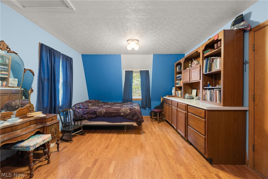 457 Dover Center Road Bay Village OH 44140