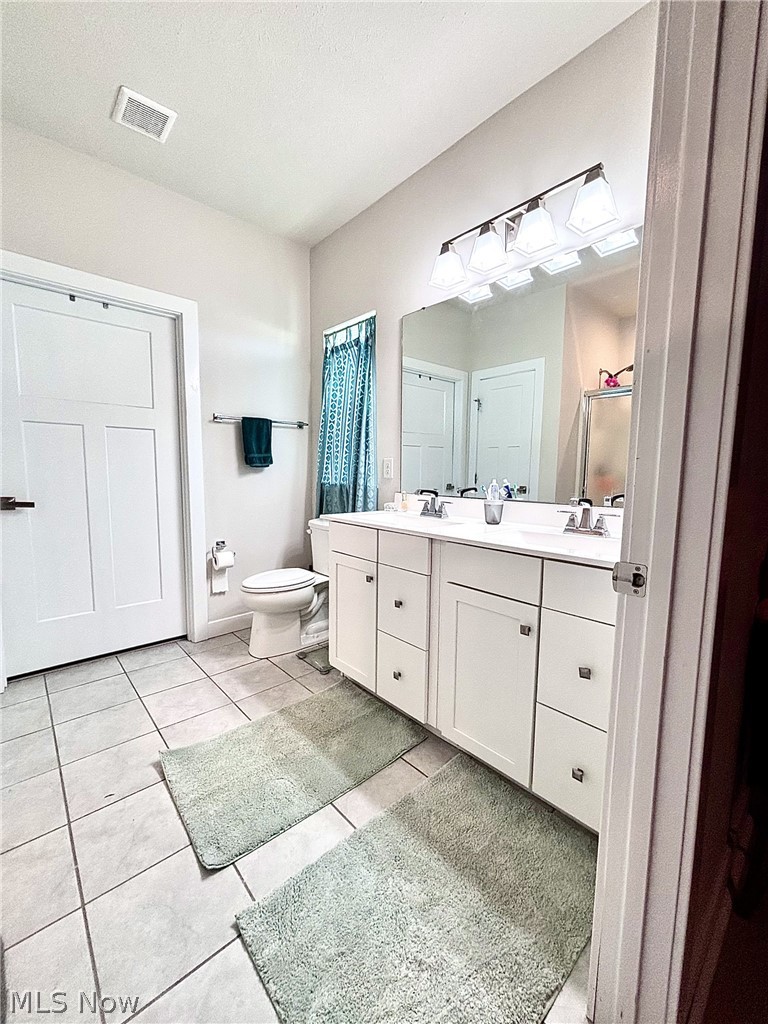 2043 Farroni Drive Willoughby OH 44094