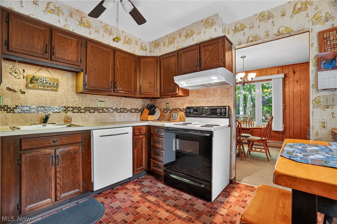 2415 Plum Creek Drive Roaming Shores OH 44084