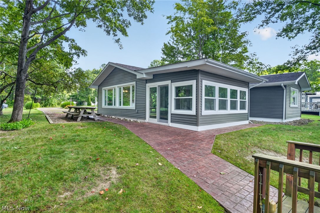 2415 Plum Creek Drive Roaming Shores OH 44084
