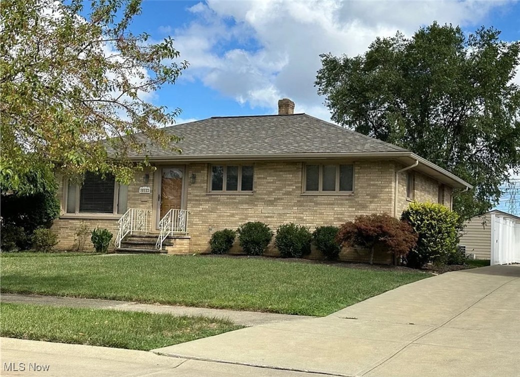 9912 Richard Drive Brooklyn OH 44144