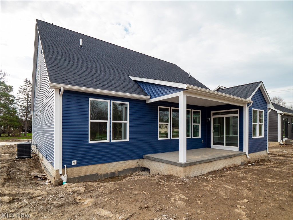 34270 Brookside Lane North Ridgeville OH 44039