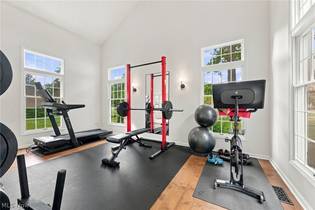 32253 Walker Road Avon Lake OH 44012