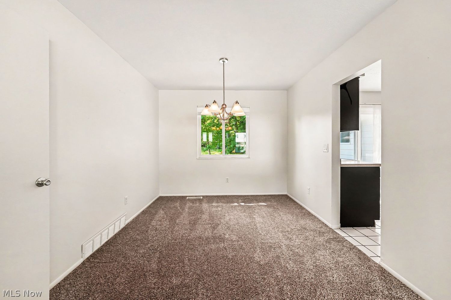 2178 Hamden Street Madison OH 44057