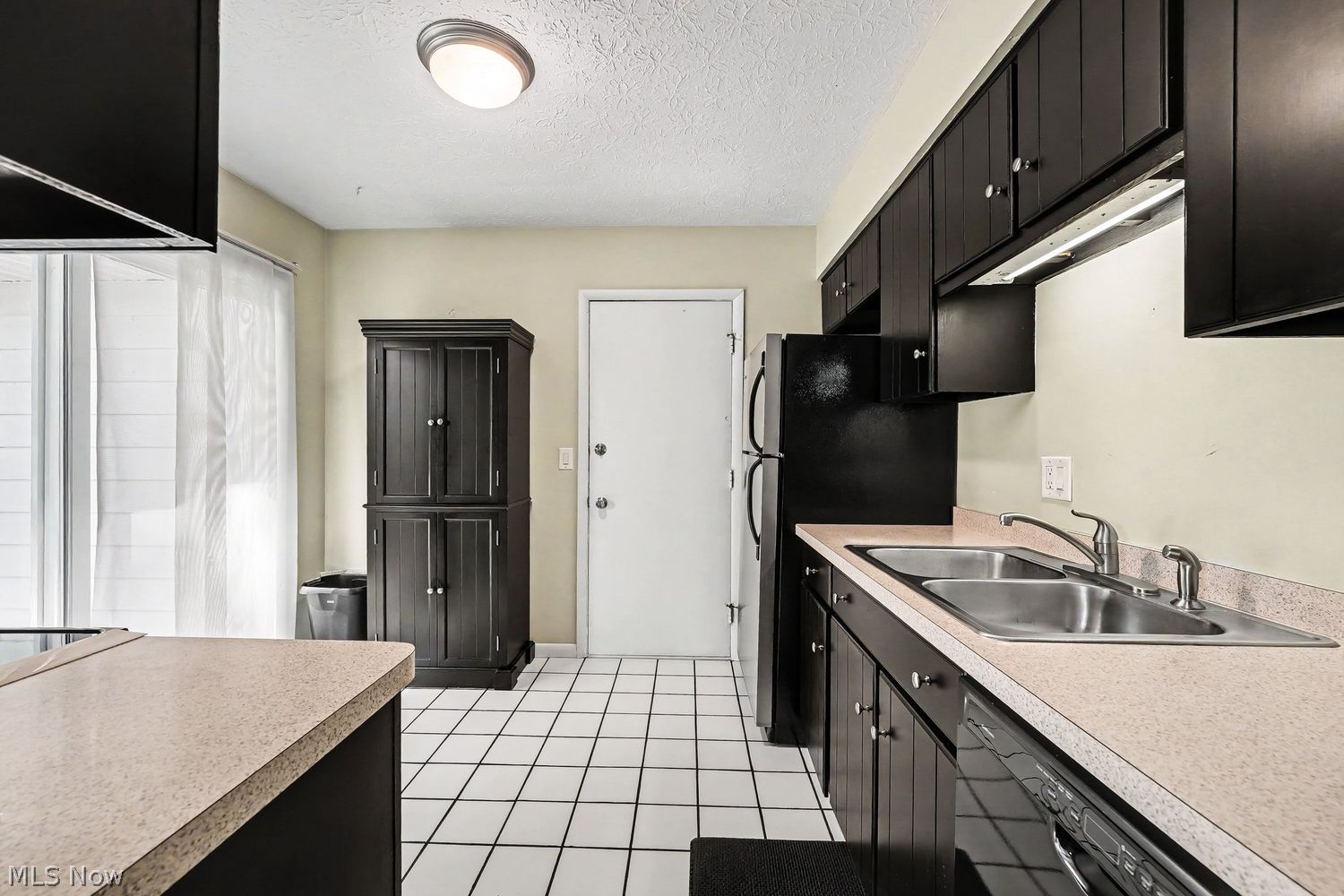 2178 Hamden Street Madison OH 44057