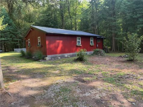 3540 Sentinel Road Dorset OH 44032