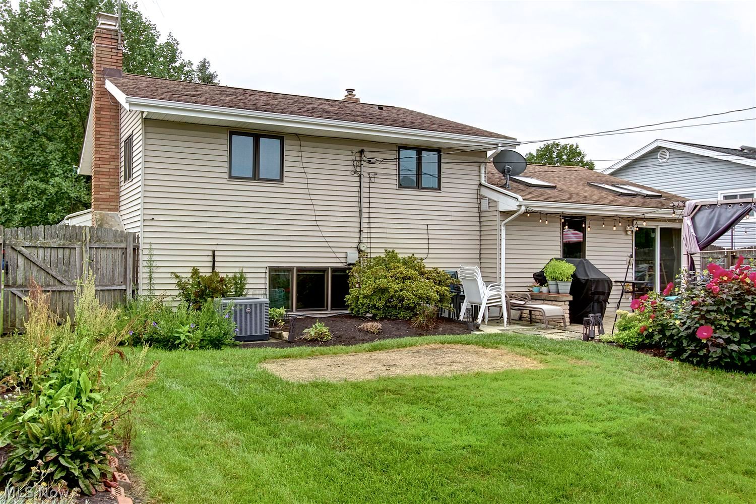 24764 Randall Drive North Olmsted OH 44070