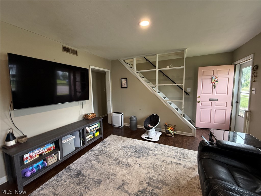 1282 Myrtle Avenue Cuyahoga Falls OH 44221