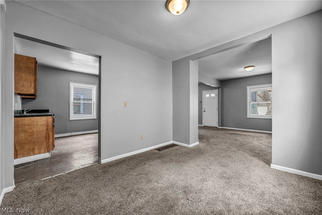 12805 Parkhill Avenue Cleveland OH 44120