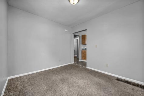 12805 Parkhill Avenue Cleveland OH 44120