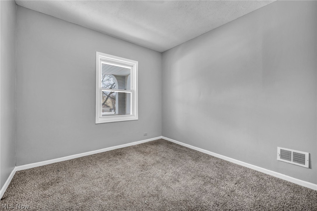 12805 Parkhill Avenue Cleveland OH 44120