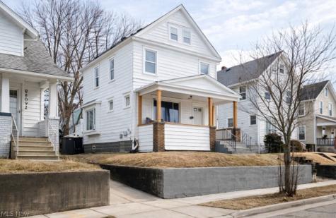 2093 13th Street SW Akron OH 44314