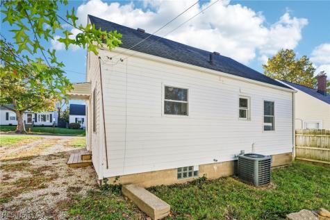 1642 Highview Avenue Akron OH 44301