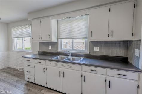 1716 W 29th Street Lorain OH 44052