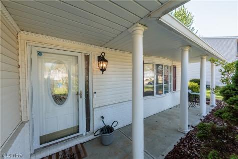 4817 Edgewood Drive Lorain OH 44053