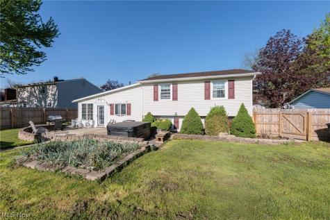 4817 Edgewood Drive Lorain OH 44053