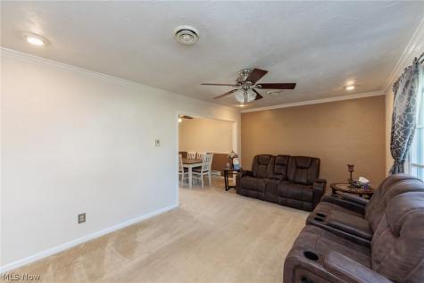 4817 Edgewood Drive Lorain OH 44053