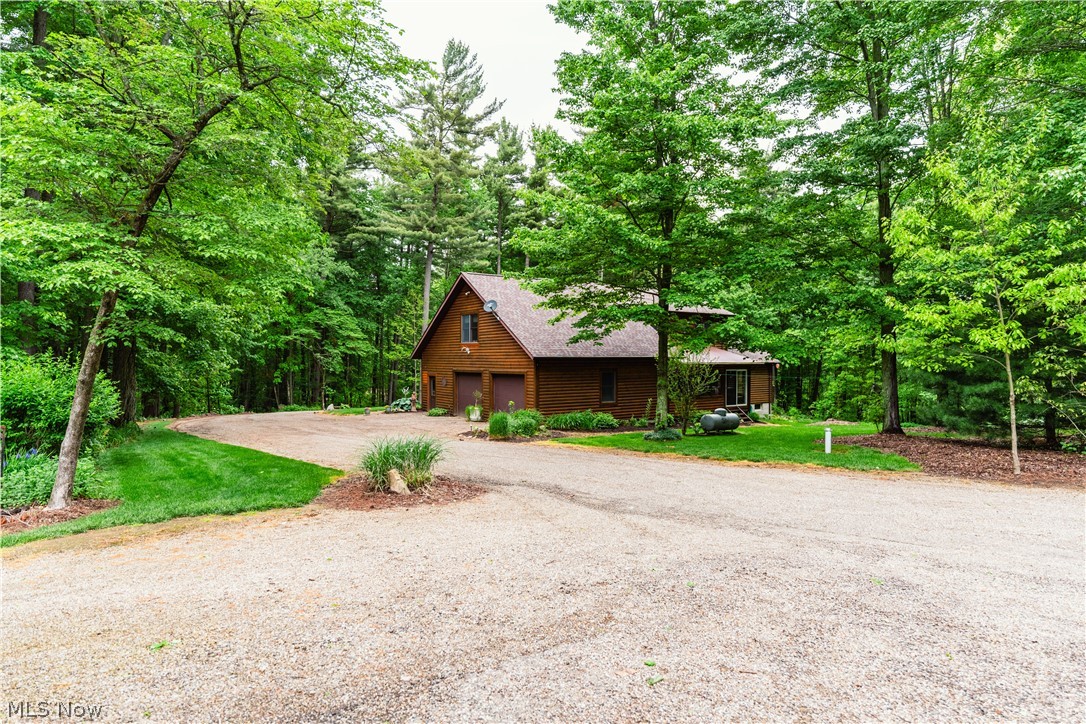 14264 Township Road 467 Lakeville OH 44638