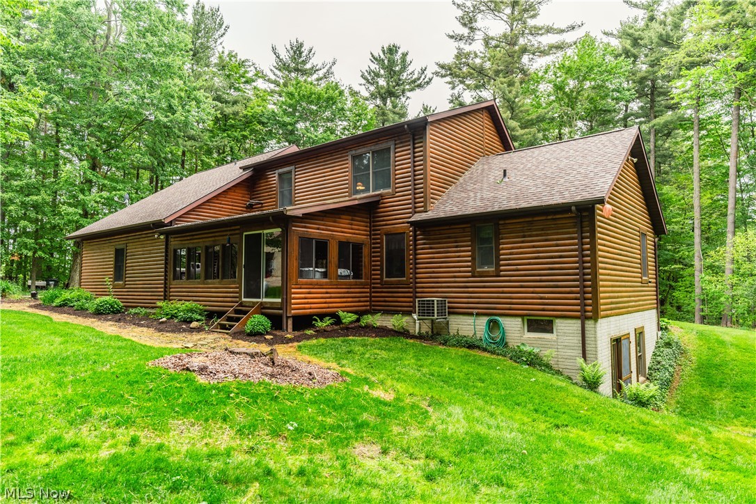 14264 Township Road 467 Lakeville OH 44638