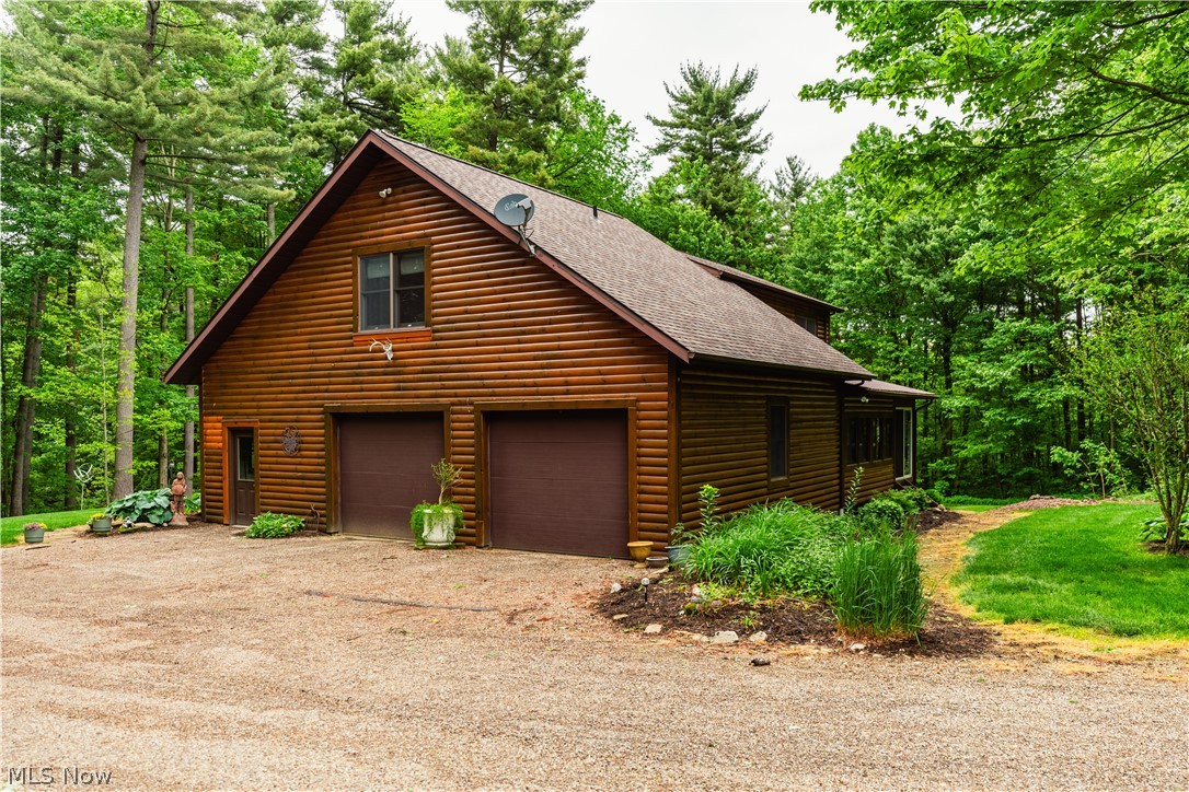 14264 Township Road 467 Lakeville OH 44638