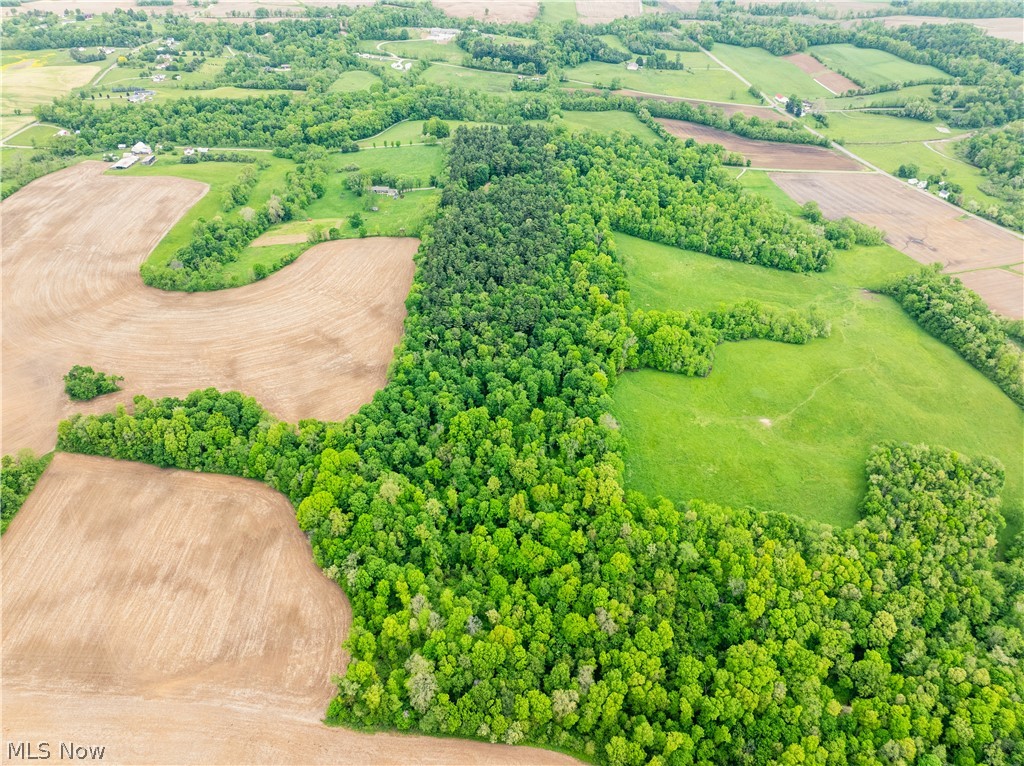 14264 Township Road 467 Lakeville OH 44638