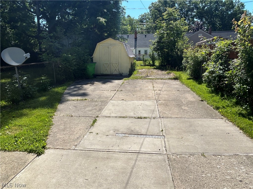 23338 Roger Drive Euclid OH 44123