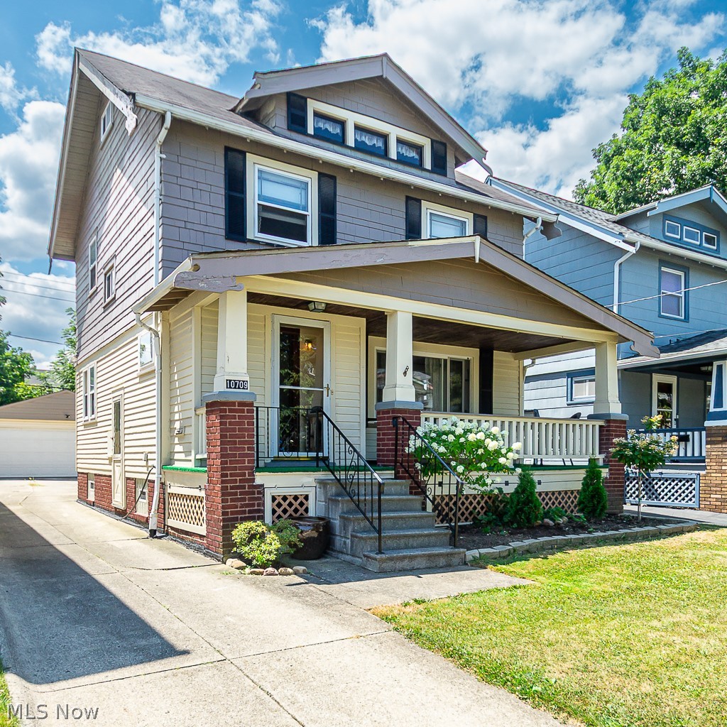 10709 Saint Mark Avenue Cleveland OH 44111
