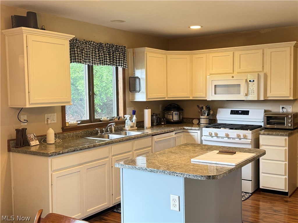 7938 Interlaken Drive Millersburg OH 44654